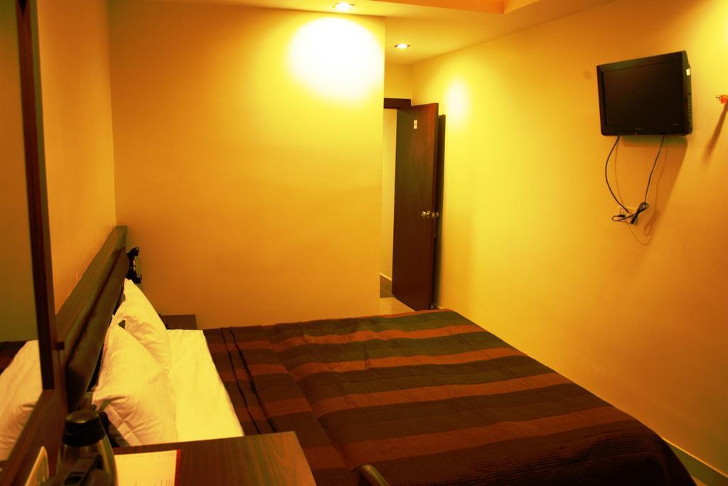 Hotel Avn Grand Ranchi Habitación foto